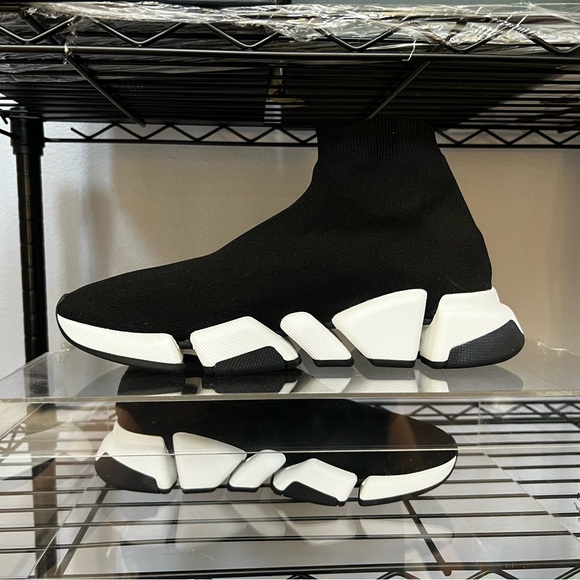 Balenciaga Speed 2.0 - Picture 1 of 5